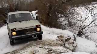 Нива 2131 в горку