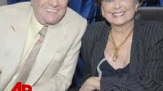 'Newhart Wife,' Actress Suzanne Pleshette Dies