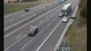 Nehody kamionů aneb jak se dělá šrot.
