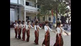 THPT Bắc Bình-SH 82 năm thành lập Đoàn (26-3-2013) - MÚA