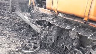 ДТ-75 вылетело направляющее колесо