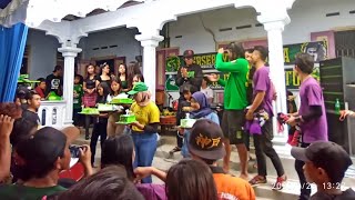 Joget Dangdut Lucu Bonek Jombang Timur Bikin Artis Gagal Fokus