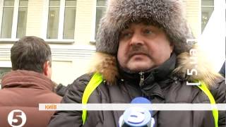 Працівники "Аеросвіту" прийшли на Банкову