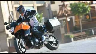 KTM 990 SMT 2011 : Avec du sport dedans... et en action !