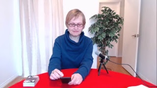 Что он говорит друзьям о Вас и что говорят друзья ? Гадание онлайн на любовь