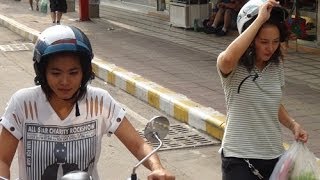Паттайя. Тайки на байках. Thai girls on bikes