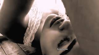 Esha gupta topless sexy video