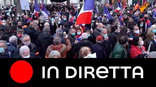 Parigi: la diaspora armena protesta contro il conflitto nel Nagorno-Karabakh