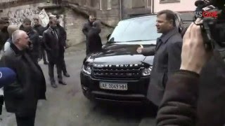 Ляшко викриває чиновника на новому "Range Roverі"