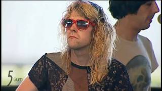Ariel Pink refusing to sing Fright Night (Coachella 2011)