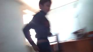 Какая у него попа