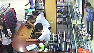Camera ghi hình trộm đồ tại siêu thị Big C Thăng Long Hà Nội