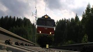 Under freight train T 2761 video in Parikkala, Finland 20.7.2011
