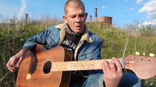 Russian homeless man plays guitar powerful rock and roll - Fluffy tail fox