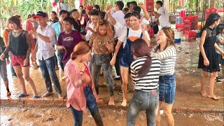 Nhạc Sàn Lầy Nhất Trong Mùa Mưa Remix