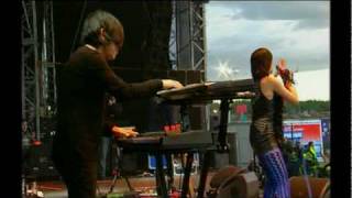 YEAH YEAH YEAHS - Zero (T IN THE PARK)