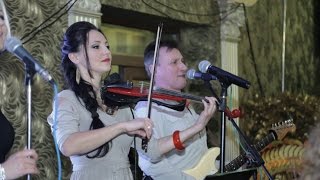 Марина і компанія.  Міжгірщина. Гуляє Колочава...
