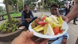 Indonesia Bogor Street Food 4061 Part.3 Rujak Lumpia Basah Mantap Sudah   YN020449