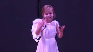 Фрося Мельник, 5 лет. Международный фестиваль Украина объединяет мир.