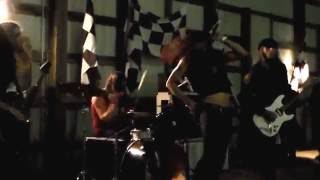 Moondrake - Roars Of The Crowd