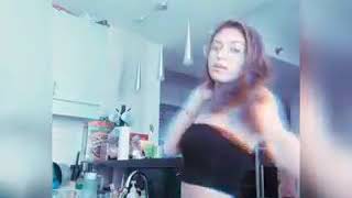 Sexy Girl in tiktok goes viral