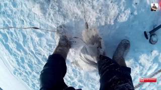 Сети под лёд, так ставят сети на Амуре. Network under the ice, so put the network on the Amur.