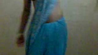 mantra crossdresser dancing on Chaliya song