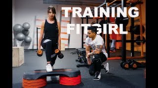 Training Fitgirl "JAMBES ET BOOTY" feat Céline