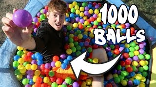 MINI TRAMPOLINE FILLED WITH 1000 PLAY BALLS!