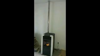 Estufa PELLETS ZARA EDILKAMIN. FONTYREG