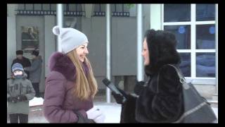 Девушка призналась в любви парню в Кинотеатре