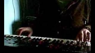 Roland E-86 güzel bir çalışma