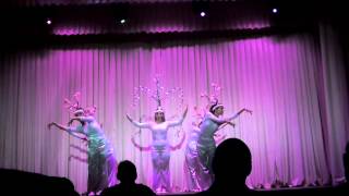 GOLDEN DANCE-Цветущая сакура