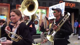 Brest Info - Les Fanfares descente vers Liberté