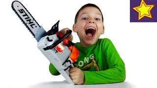 Игрушки для детей Бензопила Stihl Распаковка игрушки Kids chainsaw uboxing