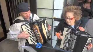 Accordion Duo ICHIBURN Live front of Japanese Hair Salon HOSHI COUPE in New York