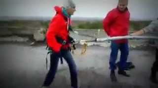 "Земля прыжков"на веревочке)))