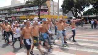 Torcidas de futebol se enfrentam em Contagem