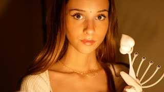 ASMR FRANÇAIS - Une douce esthéticienne prend soin de ton visage (face care) ?