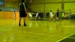 Meltem Koleji hentbol takımı yıldızlar top çeviriyor