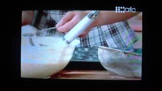 Fresh w/ Anna Olson - Very Vanilla Cupcakes