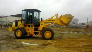 Китайский фронтальный погрузчик LiuGong CLG835 04.11.2010