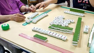 【麻將日常】奶奶打牌雖然慢了一些 但當她牌運來的時候 都是一贏三家!