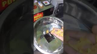 हल्दी और मसाला पिसने वाली मशीन.
