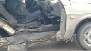 Хорошо едет Автомобильный прикол