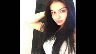 Ariel Winter Poses Topless, Flaunts Breast Reduction Scars, Remains a Boss