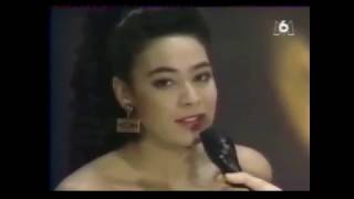 Narcisso Show. Ines Laura et Sophie en striptease sur M6 (TV 1990)