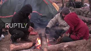 Belarus: Aid distributed as thousands of migrants remain stranded