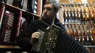 Экспромт на раритетных гармошках. Impromptu on rare Russian harmonies