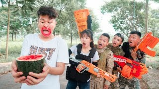Battle Nerf War: Warrior Man Nerf Guns Fight Spy Girl Dispute Watermelon Funny War